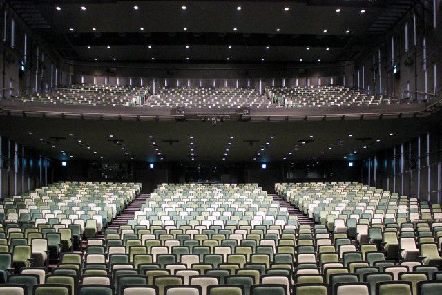 どの座席から観ても臨場感たっぷり、大阪に誕生するＳｋｙシアターＭＢＳはいろんな楽しみ方ができる“自由度が高い劇場”