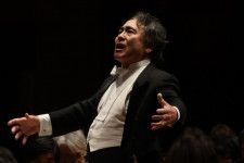 大阪交響楽団 常任指揮者　山下一史 　写真提供：大阪交響楽団