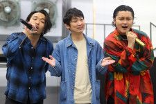 舞台『パリピ孔明』東京公演にゲスト出演する盛山晋太郎、石田 明（脚本・演出）とKing Boyとともにラップバトルシーンの公開稽古を実施