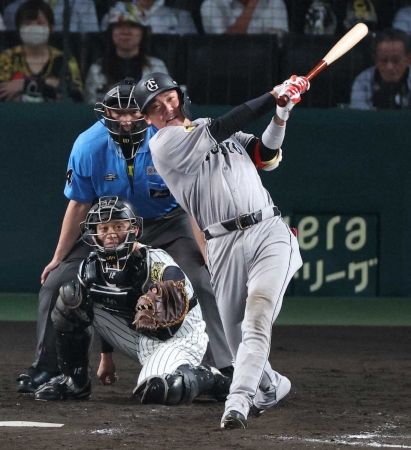 巨人・坂本勇人が“神様超え”672度目マルチ安打　NPB歴代単独9位に浮上！