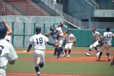 【高校野球】未来富山が春夏通じて甲子園初出場　プロ注目のエース左腕・江藤が完投＆本塁打