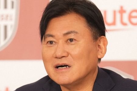 中止一転…神戸・三木谷会長がバルサ戦開催の経緯説明「着金なかった」も「いろんな人が協力してくれた」