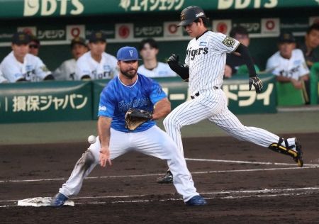 DeNA90戦目で自力V消滅…守備でミスミス失点　巻き返しへ29日ビシエド昇格へ