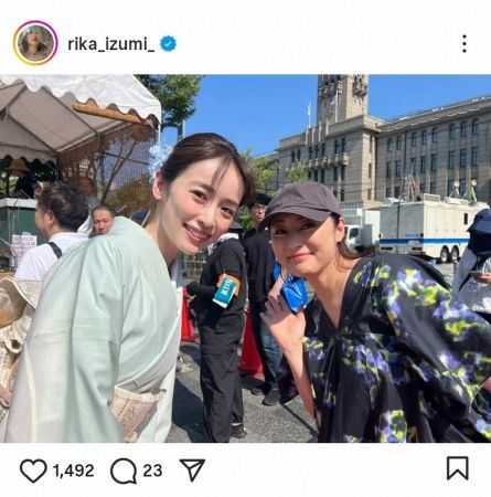 6月にサッカー日本代表と結婚発表の泉里香　祇園祭での人気女優との2ショット披露に「美女2人」の声