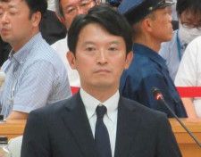 兵庫・斎藤元彦知事　アナウンサーから「なぜ？」連発質問に顔色変える場面も　緊迫50分に賛否さまざま