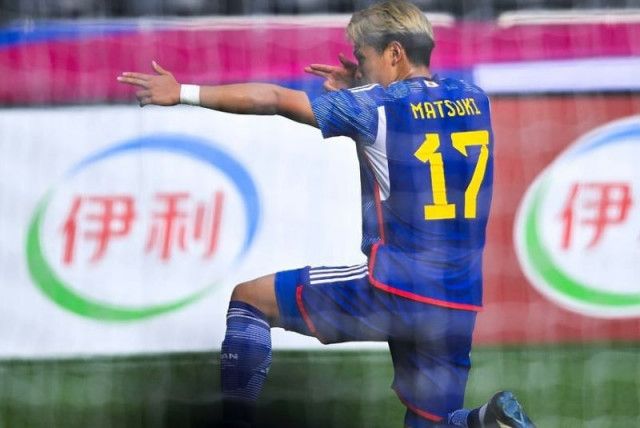 東京FC 松木玖生のゴールパフォーマンスがかっこよすぎる「次も全員で勝ちに行く。」