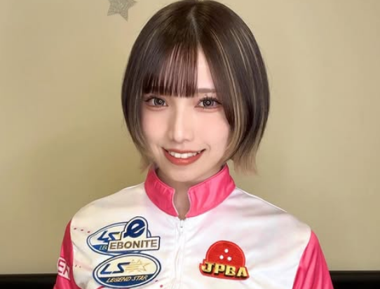 「おそろっちしましょ！！」美女プロボウラー、ガーリーピンクの”乙女ショット”にファンときめき状態！「スゴク可愛いです」