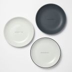 ディーン&デルーカ、食器の新シリーズ「プレート&ボウル」発売、マットグレー･ブラックライン･ホワイトの3色展開、コットン100%のテーブルリネン2種類も販売開始