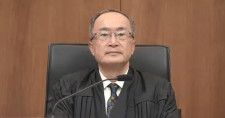 仙台高裁の小林久起判事が不整脈のため死去