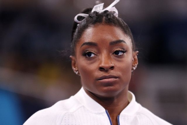 「人種差別があってはならない」黒人体操選手への露骨な”表彰式無視”にバイルズが怒りの声明！ 海外メディア大反響「嫌悪感を露にした」