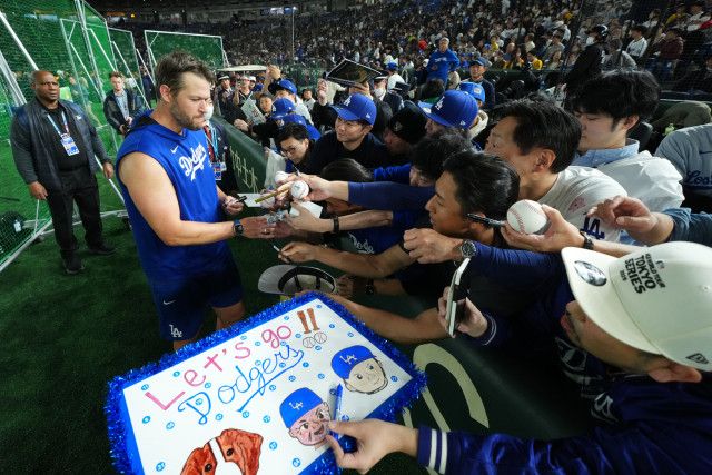 カーショウ人気は絶大」ド軍レジェンド左腕が大人気！ファン殺到