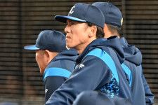 満を持して就任したはずが、わずか１年余りで休養となってしまった松井監督。その胸中は...写真：産経新聞社