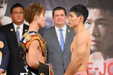 井上尚弥、筋骨隆々な肉体を披露。55.2kgで前日計量一発クリア