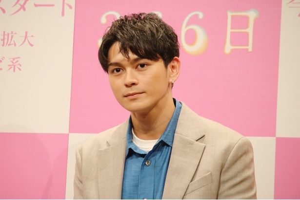 “多才”な眞栄田郷敦、ユニフォーム姿でサックスを演奏する姿に「さすが強豪校出身」「上手すぎる」の声＜366日＞