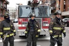 シカゴ消防局51分署の隊員たちが命がけで人命救助にあたる…「シカゴ・ファイア」シーズン1〜9の内容と見どころに迫る