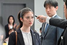 今田美桜“舞”「黙りません！」銀行の悪事に真正面から立ち向かう『花咲舞が黙ってない』が開幕
