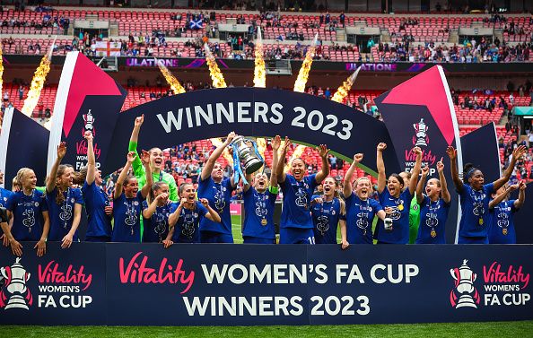 女子FA杯決勝がCL・ミラノダービーを超えた！ イングランドで女子サッカー人気が大爆発