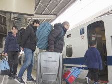 年末年始の初実施でホームの混雑緩和…東海道新幹線「のぞみ」GW期間も全席指定席に 4/26-5/6の11日間