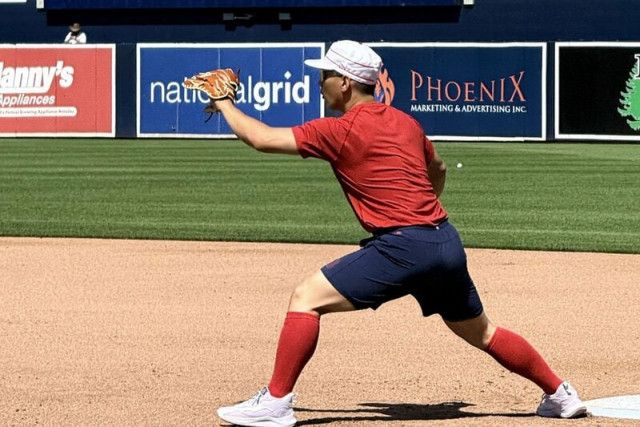 【ＭＬＢ】吉田正尚の一塁守備をコーチが自転車に例える「２日もあれば思い出せるんだ」