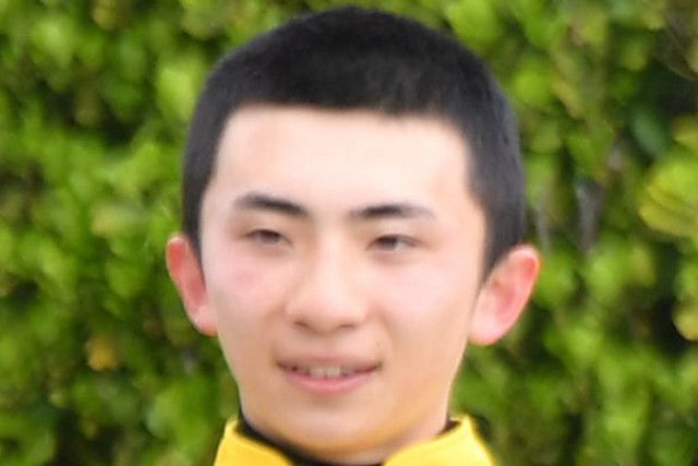 長浜鴻緒が中山１Ｒで４勝目　自身デビュー戦２着馬での勝利に「一緒に先頭でゴール板を通過したいと思っていた」