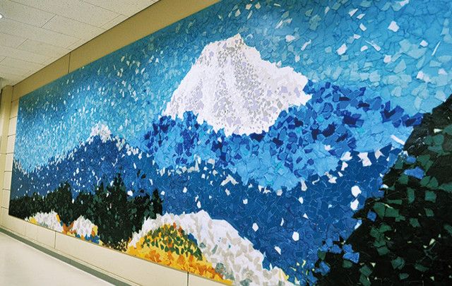 八王子消化器病院 癒しの壁画アートが完成 造形大とプロジェクト〈八王子市〉