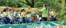 緑が丘中学校吹奏楽部によるステージ発表
