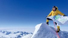 2023年12月12日、南極大陸最高峰ヴィンソン・マシフを登頂した西川さん（写真提供）