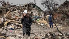 開戦2年､写真家が見た｢ウクライナ前線の街｣の今