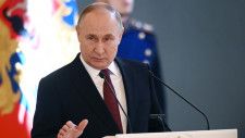 大統領選｢5勝｣のプーチンが乗り出す世界戦略 西側と決別､12年かけ｢軍事国家｣の完成目指す