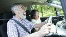 高齢者の交通事故､増加の要因は｢認知症｣ではない