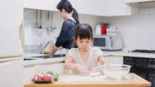 ｢〜してあげる｣4歳娘の言葉で感じた日本の大問題