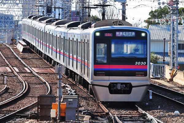 ようやくメド「京成線」のホームドア バリアフリー料金制度の値上げ実施 14駅で整備推進へ