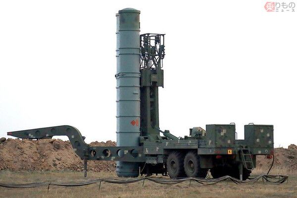ロシア軍の巨大なミサイル発射機を粉砕？「ハイマース」使用か ウクライナ国防省が映像公開