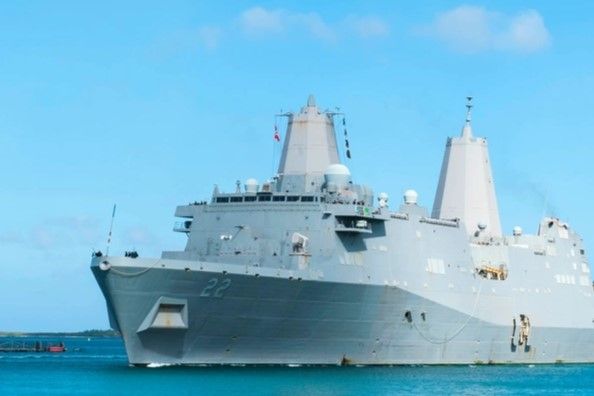 佐世保のでっかい艦艇「交代！」アメリカ海軍発表 新顔は？(乗り