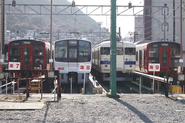 電車レール(鉄道ファン必見) 青め