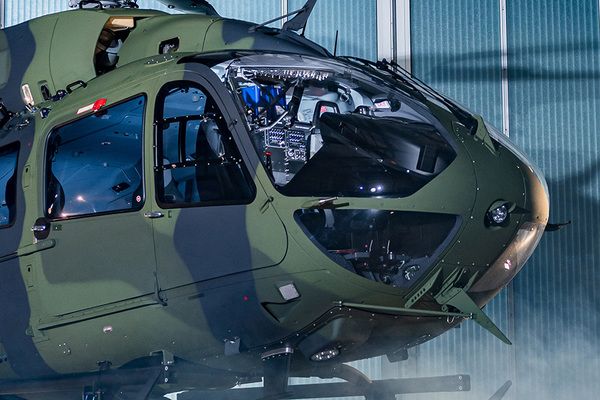 Amazon.co.jp: 自衛隊 ネクタイピン X-2 ステルス タイバー 戦闘