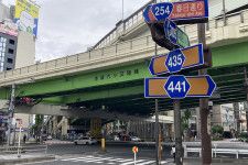 東京有数のヤバイ交差点「池袋六ツ又」ついに改良工事スタート 道路を一部廃止 “五ツ又化”で安全確保へ