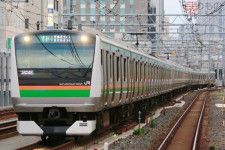 「東海道線」は途中の駅に全部停まるわけではない!?（画像：photolibrary）。