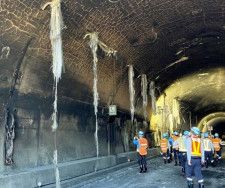 火災で損傷をうけた山陽道の尼子山トンネル（画像：NEXCO西日本）。