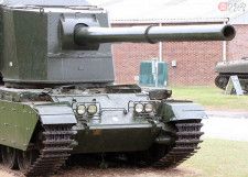「珍兵器!?」世界最大の砲持つ戦車 イギリスで復元へ クラファン成功なら2024年に披露