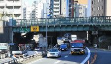 首都高C1京橋付近（画像：首都高速道路）。
