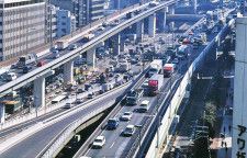 1997年、阿波座付近の車線拡幅工事の様子（画像：阪神高速道路）。