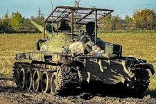 ウクライナ領内に遺棄されたロシア軍のT-62戦車（画像：ウクライナ国防省）。