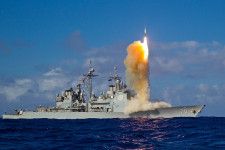 日本も開発に参加！ 艦艇発射型の迎撃ミサイル「SM-3」実戦で初めて使用される イラン製ミサイルを撃墜か