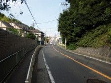 川崎町田線（港北産業道路）（画像：横浜市道路局建設部建設課）。