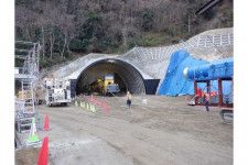 潮トンネル掘削前。2020年12月撮影（画像：国土交通省 兵庫国道事務所）。