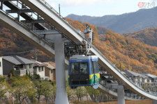 広島市安芸区にあった新交通システム「スカイレール」（2023年11月、柘植優介撮影）。
