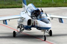 航空自衛隊のアクロバット飛行チーム「ブルーインパルス」（画像：航空自衛隊）。