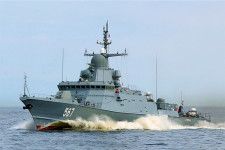 ロシア軍の最新ミサイル艦を「ほぼ確実に撃沈」ウクライナ軍の“複合攻撃”成功か 英国防省が指摘