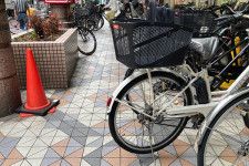 放置自転車のイメージ（乗りものニュース編集部撮影）。